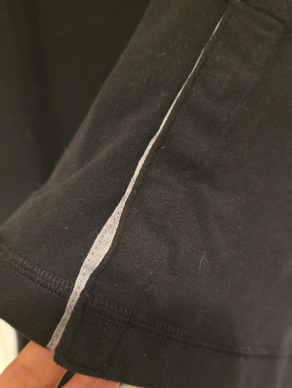 Lululemon Black Cropped Yoga Pants with Light Gray Printed Waistband - Picture 6 of 7